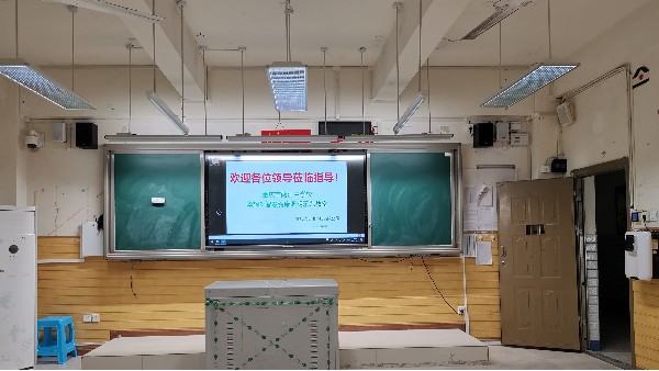 打造優(yōu)質(zhì)課堂環(huán)境，維格教育照明為您保駕護(hù)航